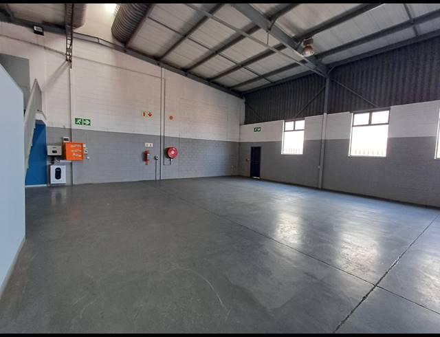 530M² MINI FACTORY TO LET IN HONEYDEW